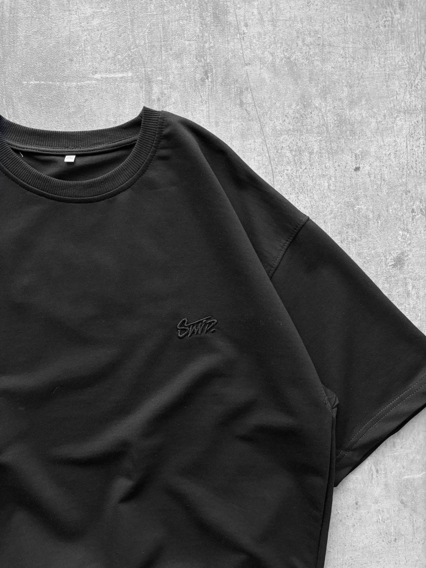 SNT. Oversized Essential Black Tee
